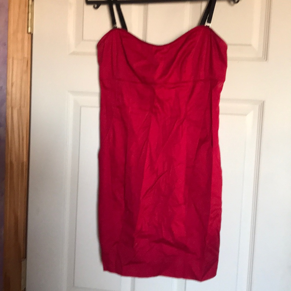 Shoe red dress